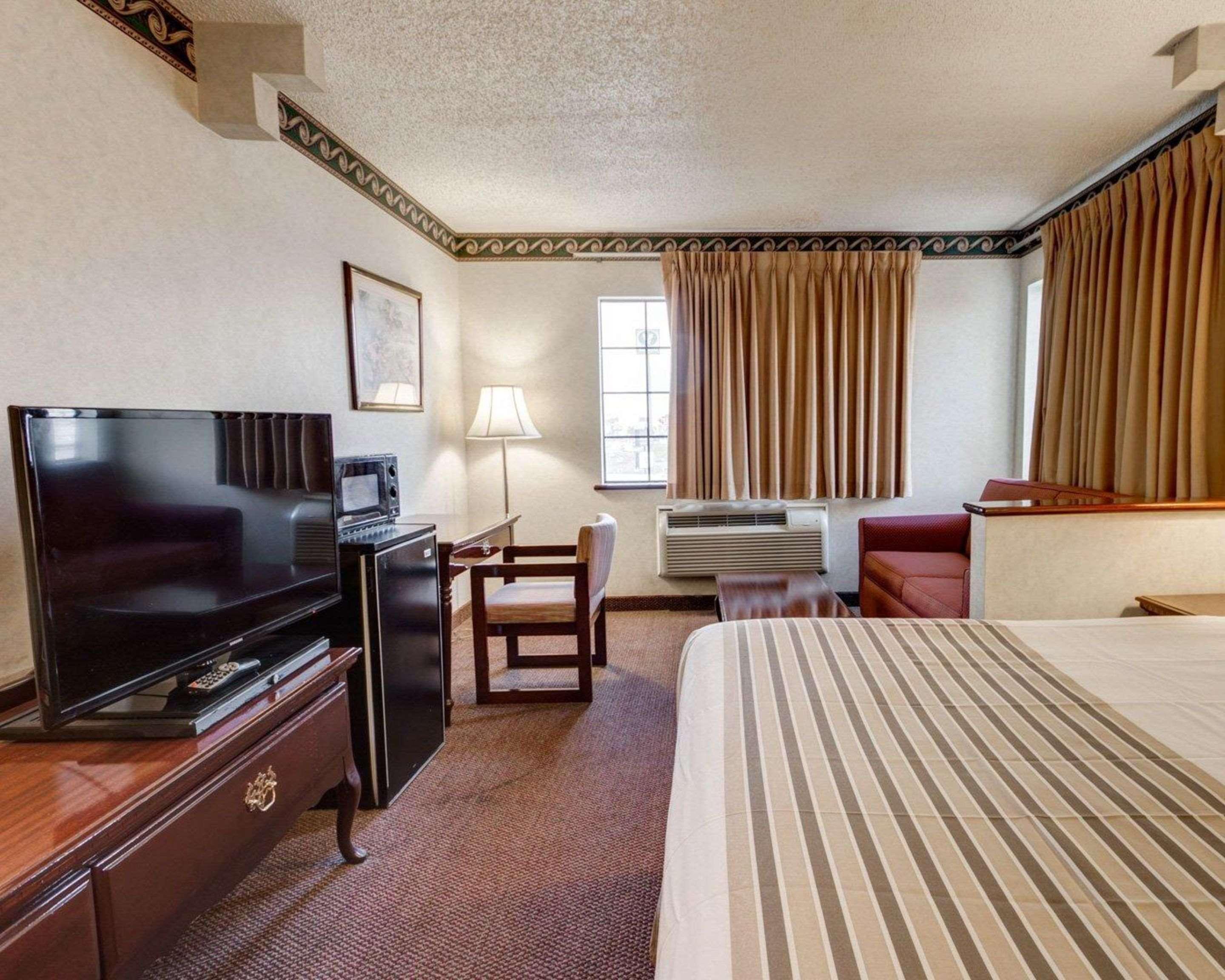 Econo Lodge Inn & Suites El Paso Luaran gambar