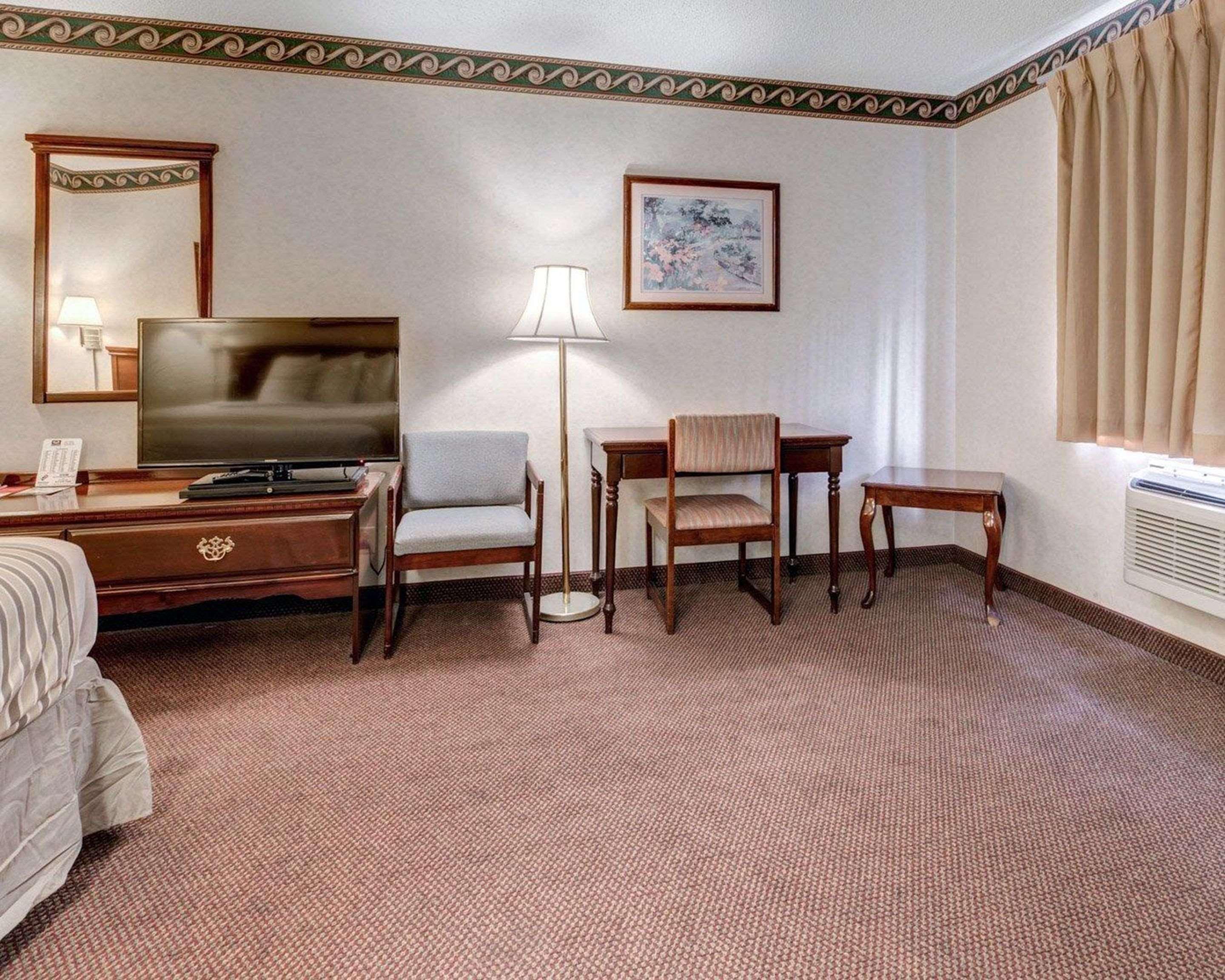 Econo Lodge Inn & Suites El Paso Luaran gambar