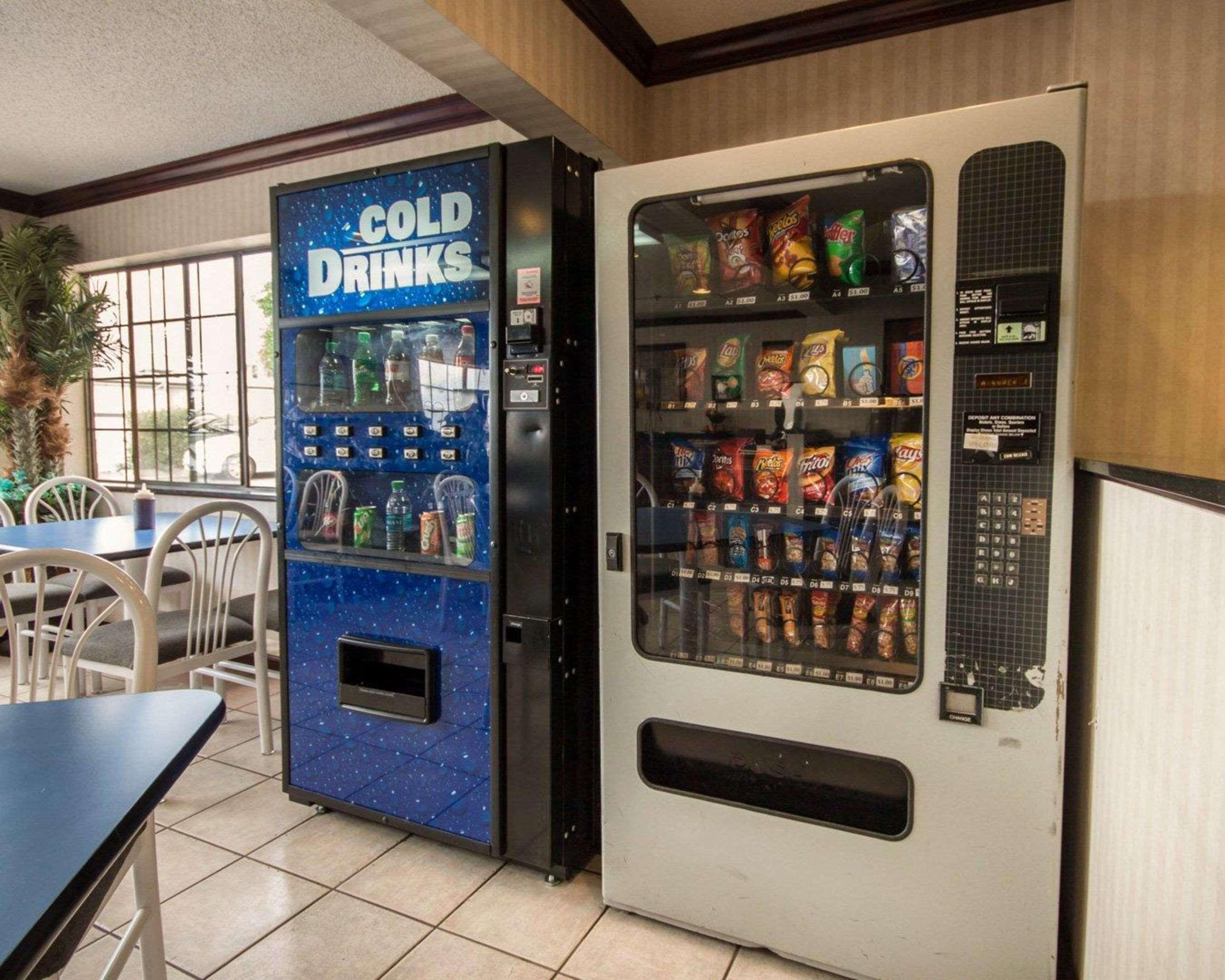 Econo Lodge Inn & Suites El Paso Luaran gambar
