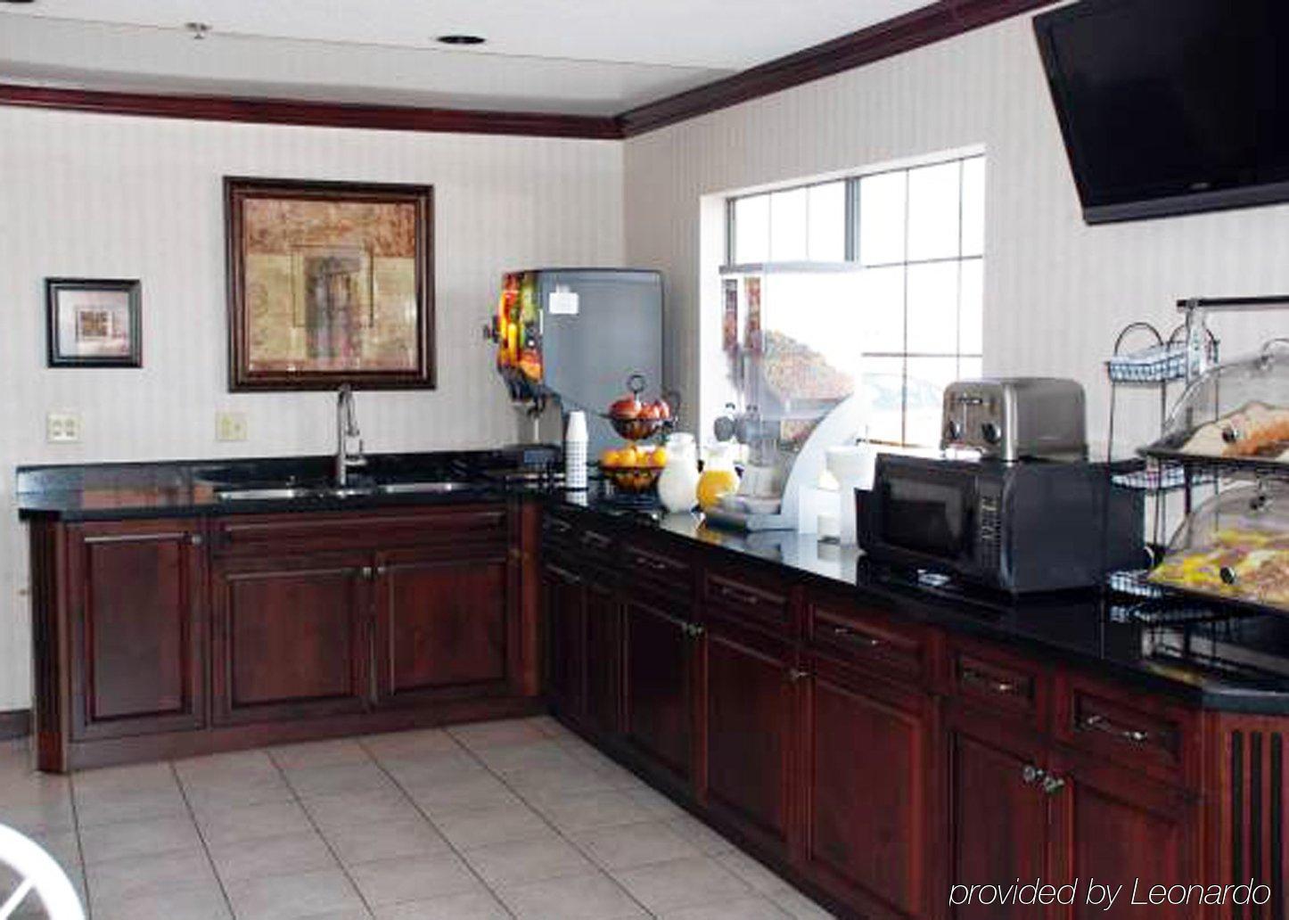 Econo Lodge Inn & Suites El Paso Restoran gambar